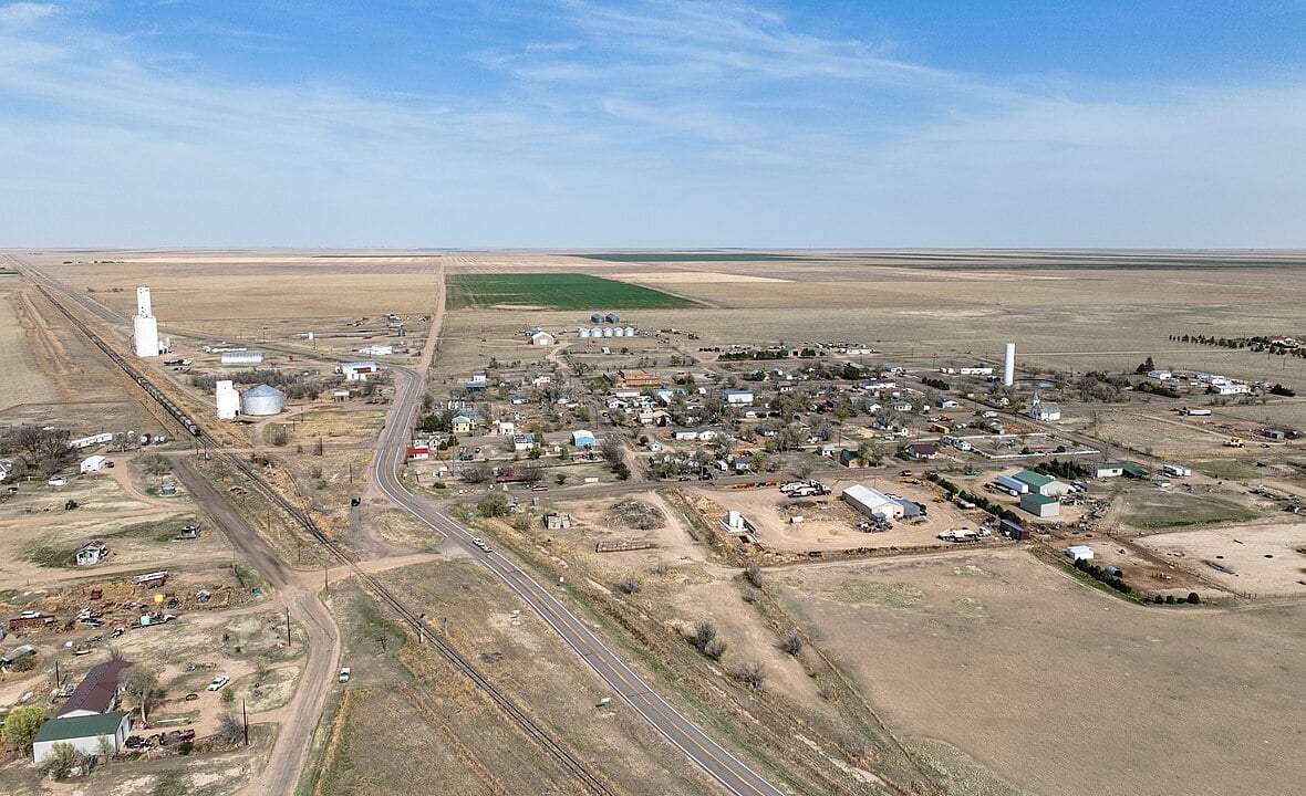 10 Secluded Towns Find Plenty of Elbow Room on the High Plains in Eastern Colorado