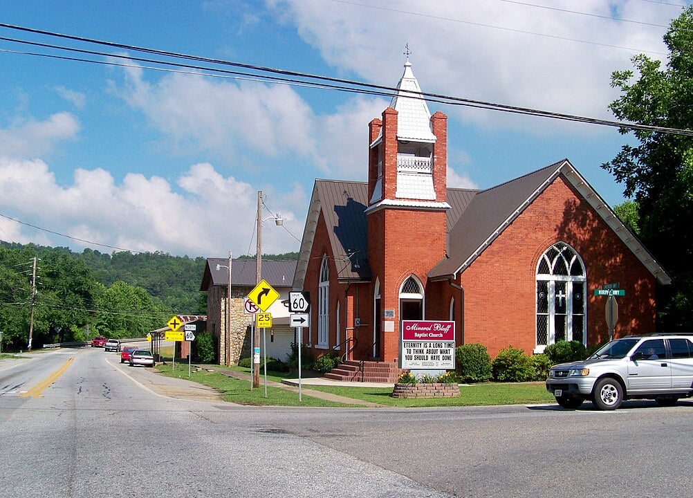 10 Secluded Towns Above the Hustle in Northern Georgia