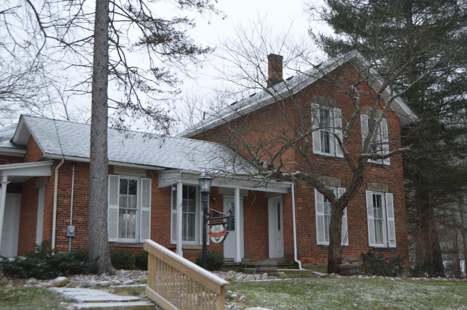 Moreland Hills Town Image