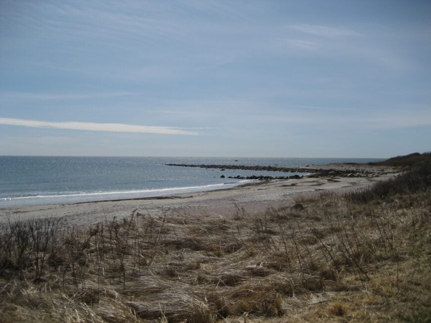 The current image has no alternative text. The file name is: Narragansettbeach.jpg