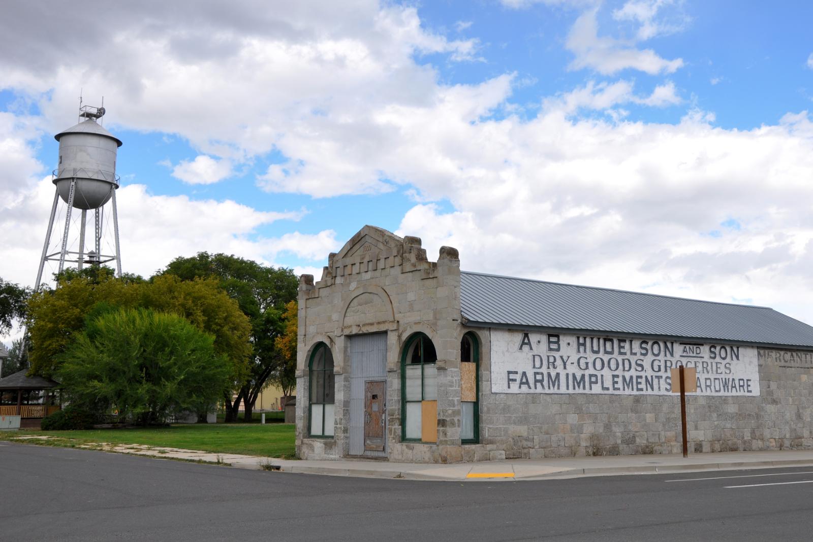 North Powder Town Image