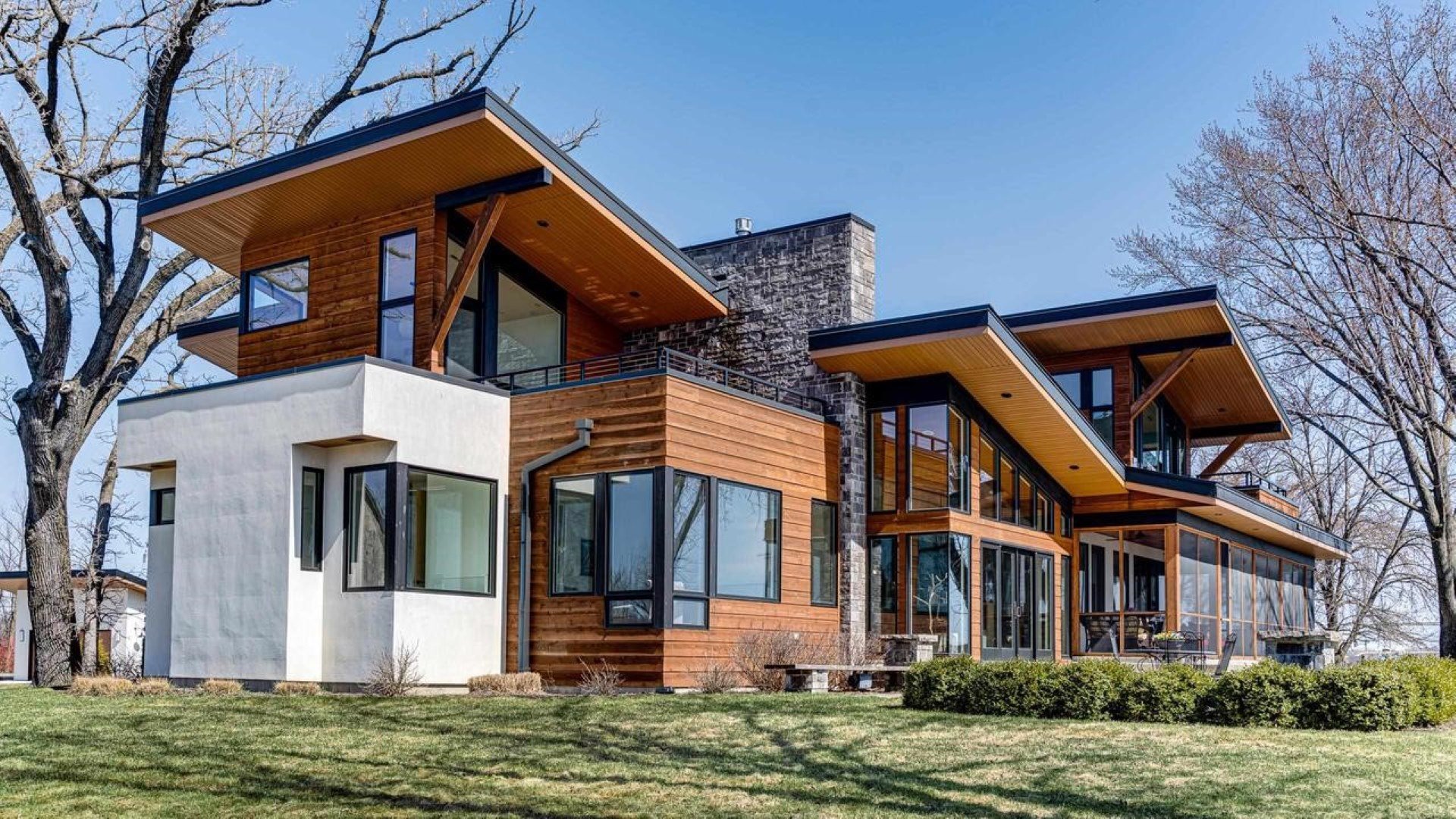 5 of the Most Expensive Houses Currently on the Market in Wisconsin (May 2025)