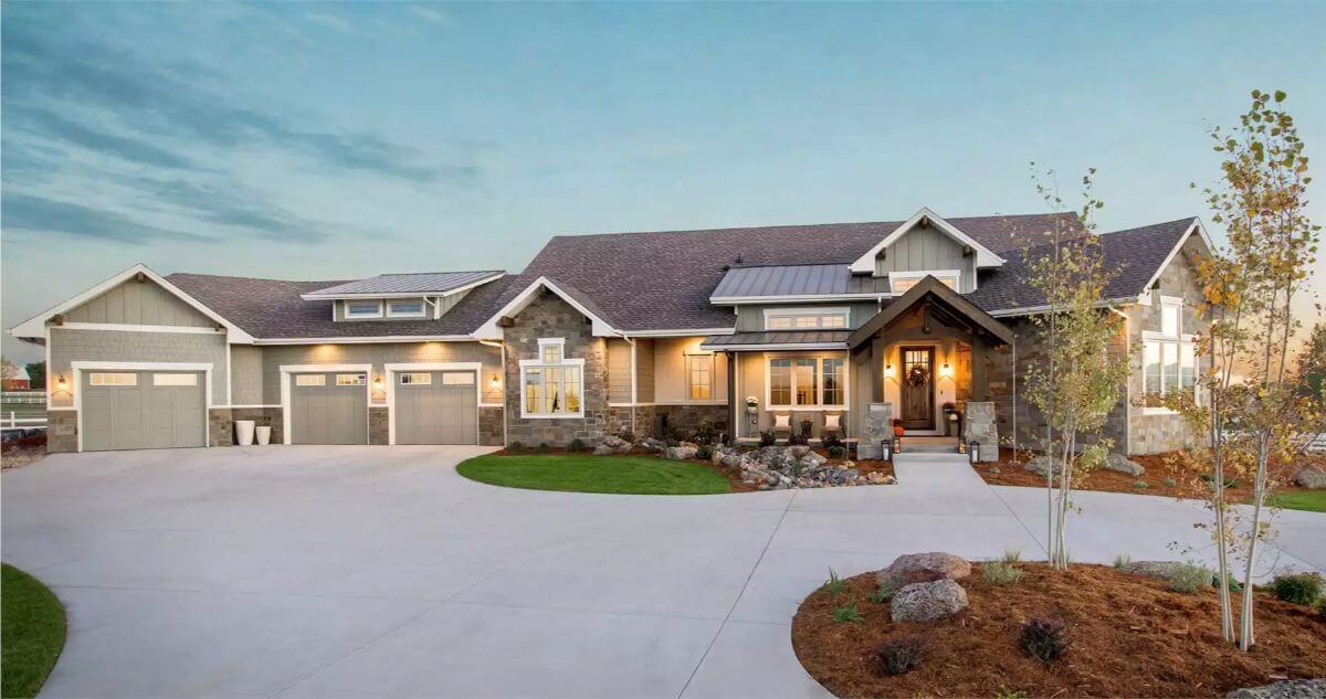 Mountain-Style 2-Bedroom Sunnydale Home with 3-Car Garage and Walkout Basement (Floor Plan)