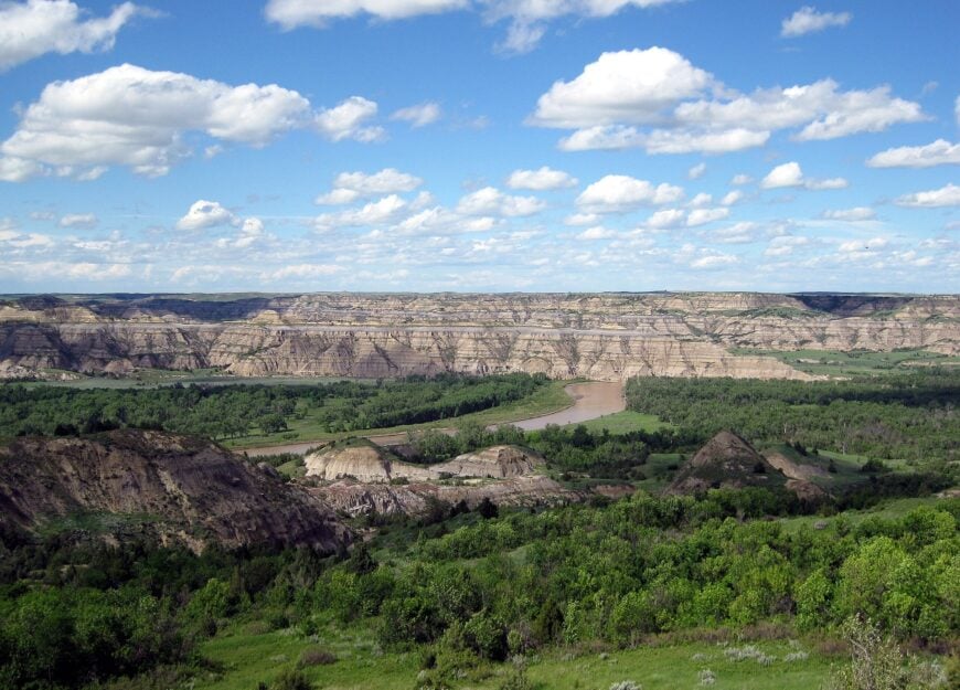 The current image has no alternative text. The file name is: Theodore_Roosevelt_National_Park.jpg
