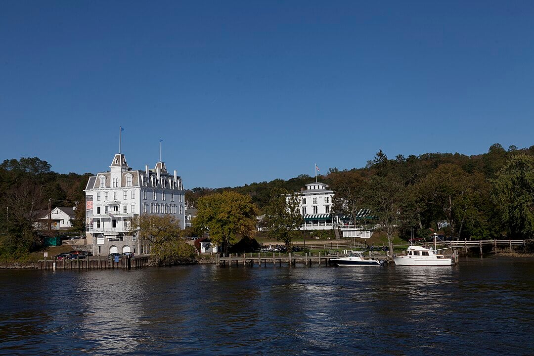 Escape Routes: 25 Southern Connecticut Towns That Keep to Themselves