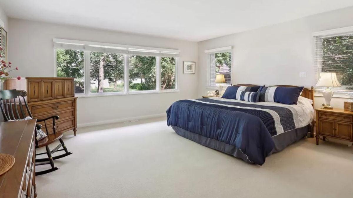 Spacious Bedroom with Woodland Views and Nautical Touches