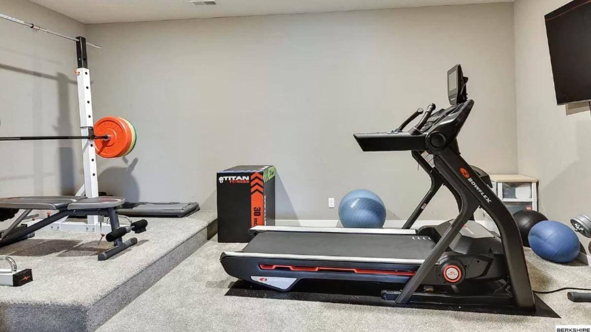 Check Out This Functional Home Gym Setup