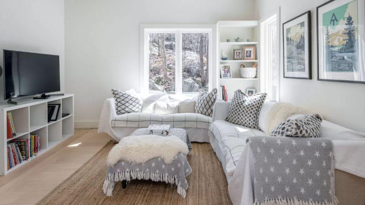 Relax in This Airy Family Room with Light-Filled Comfort
