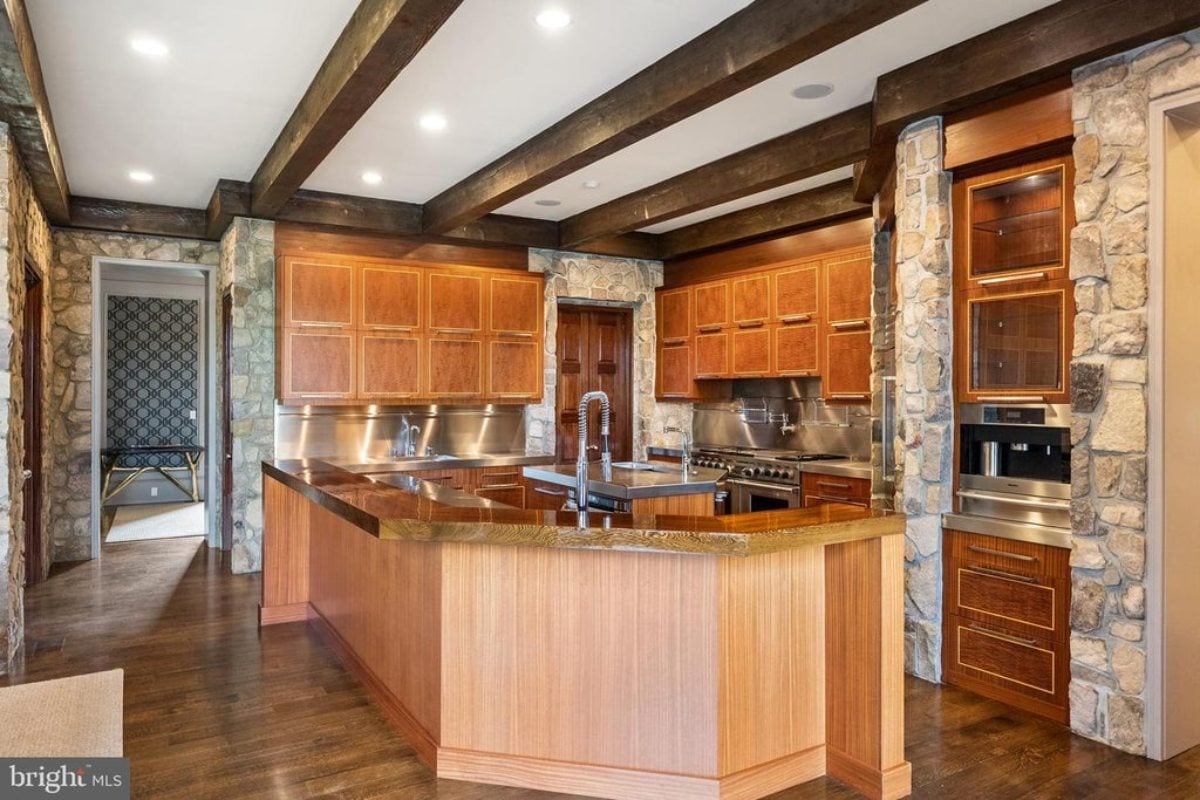 12,635 Sq. Ft. Mansion in Annapolis, MD ($7,850,000)