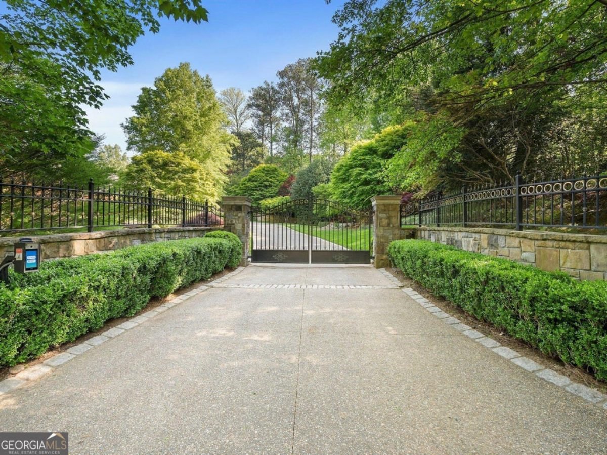15,846 Sq. Ft. Mansion in Atlanta, GA ($6,995,000)