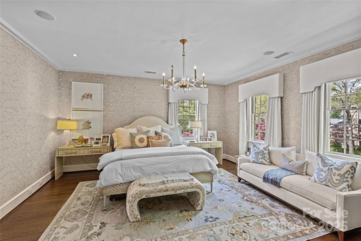 6,886 Sq. Ft. Mansion in Charlotte, NC ($4,600,000)