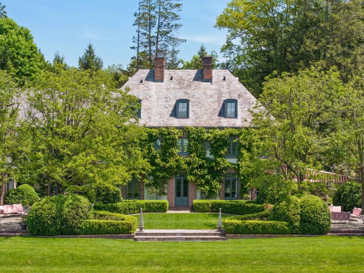 8,744 Sq. Ft. Mansion in Greenwich, CT ($8,750,000)