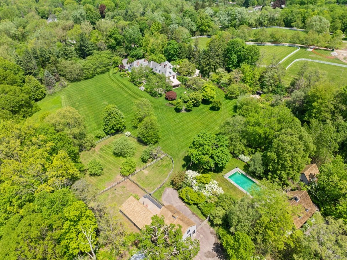 8,744 Sq. Ft. Mansion in Greenwich, CT ($8,750,000)