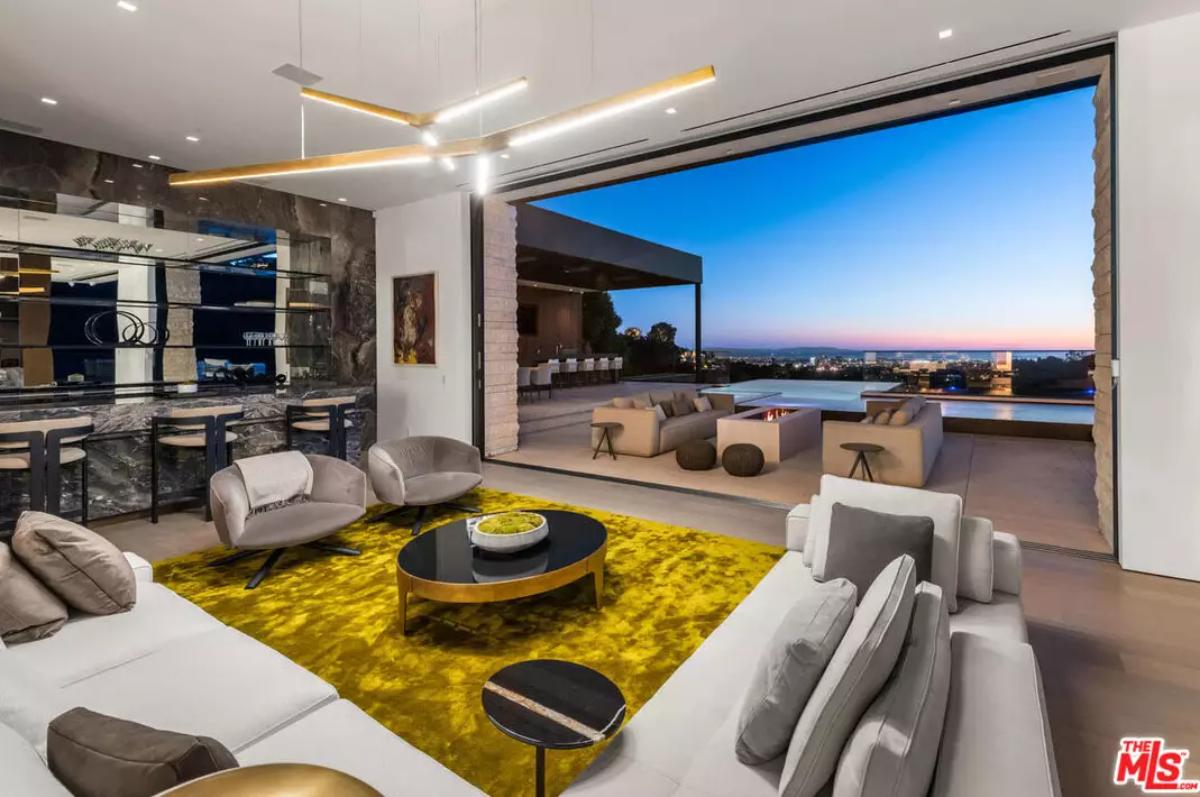 12,130 Sq. Ft. Mansion in Los Angeles, CA ($33,000,000)