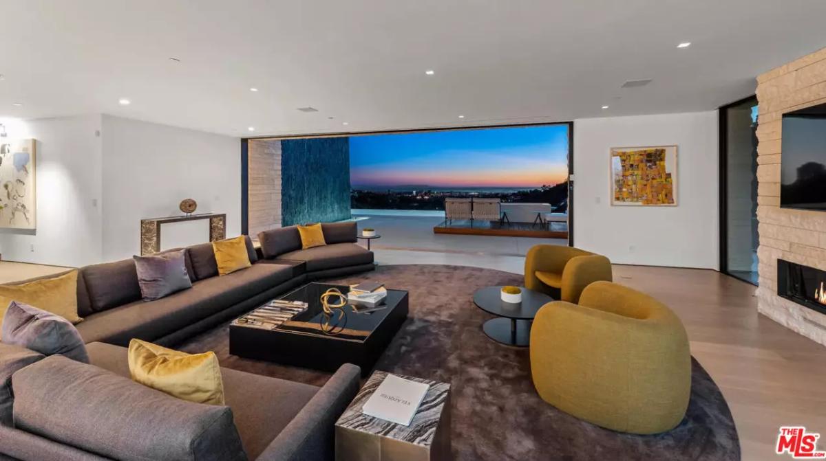 12,130 Sq. Ft. Mansion in Los Angeles, CA ($33,000,000)