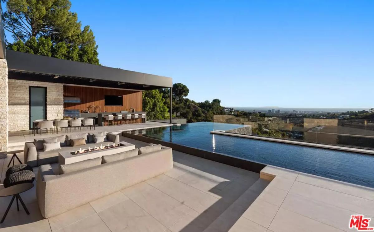 12,130 Sq. Ft. Mansion in Los Angeles, CA ($33,000,000)