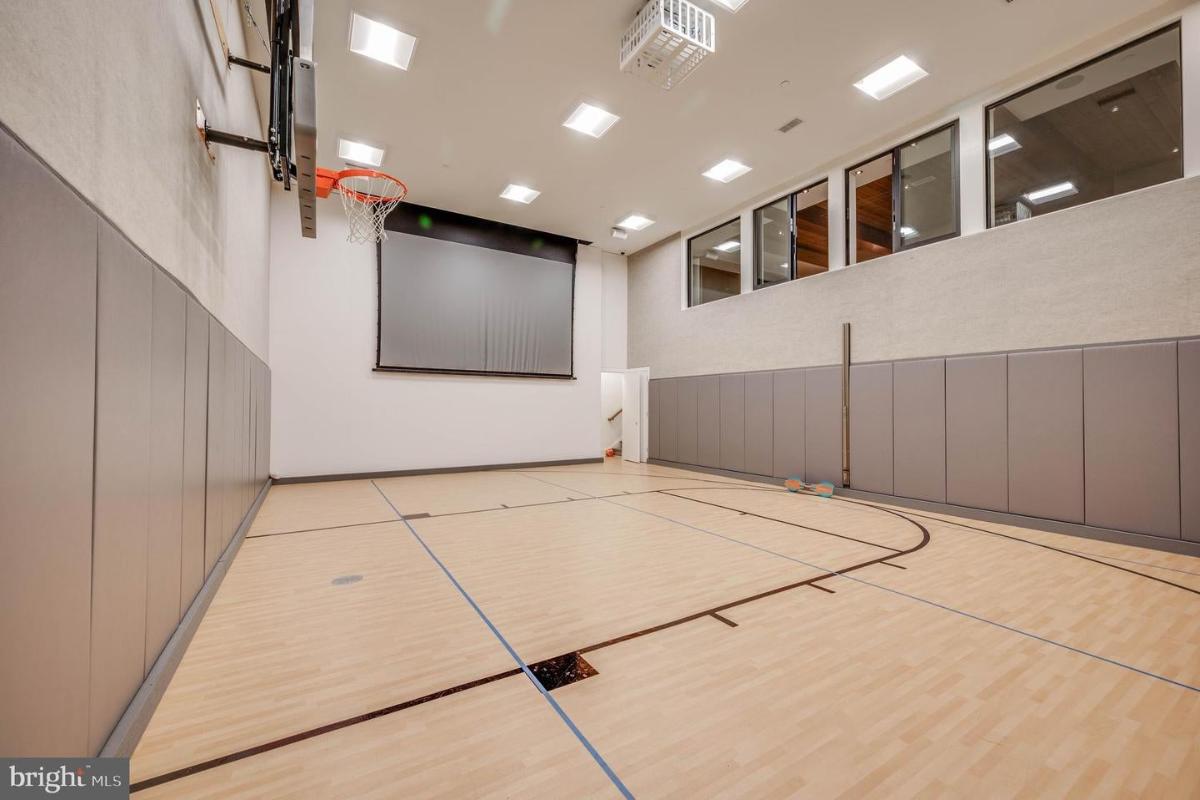 12,661 Sq. Ft. Mansion in Lutherville Timonium, MD ($8,500,000)