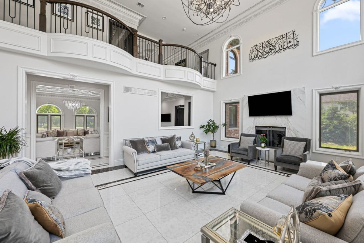 10,980 Sq. Ft. Mansion in Northville, MI ($3,999,000)