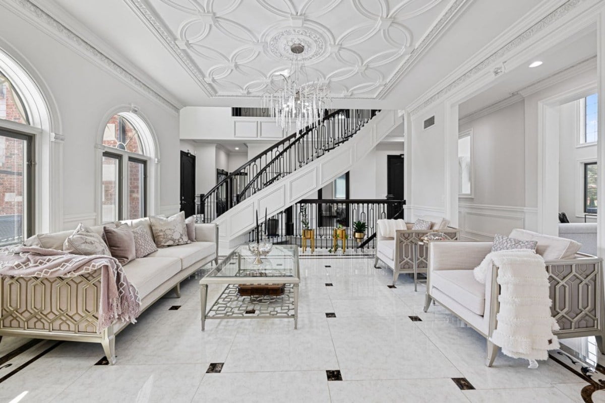 10,980 Sq. Ft. Mansion in Northville, MI ($3,999,000)