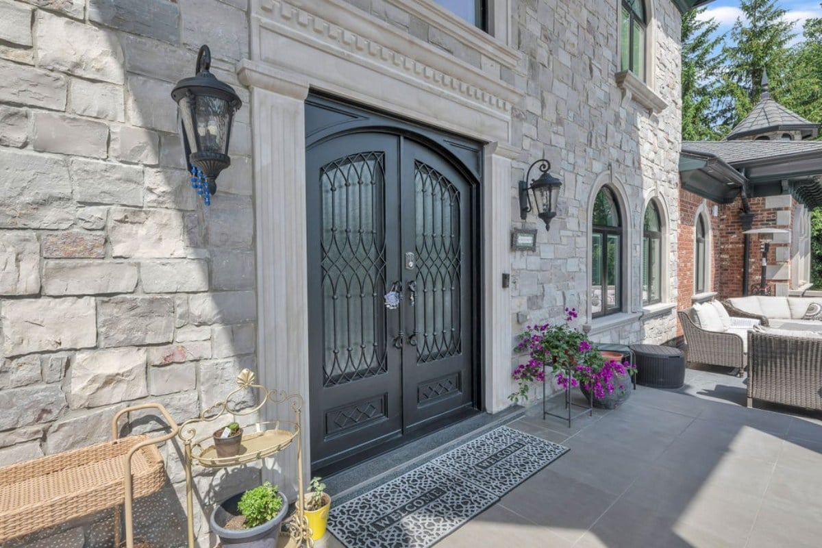 10,980 Sq. Ft. Mansion in Northville, MI ($3,999,000)