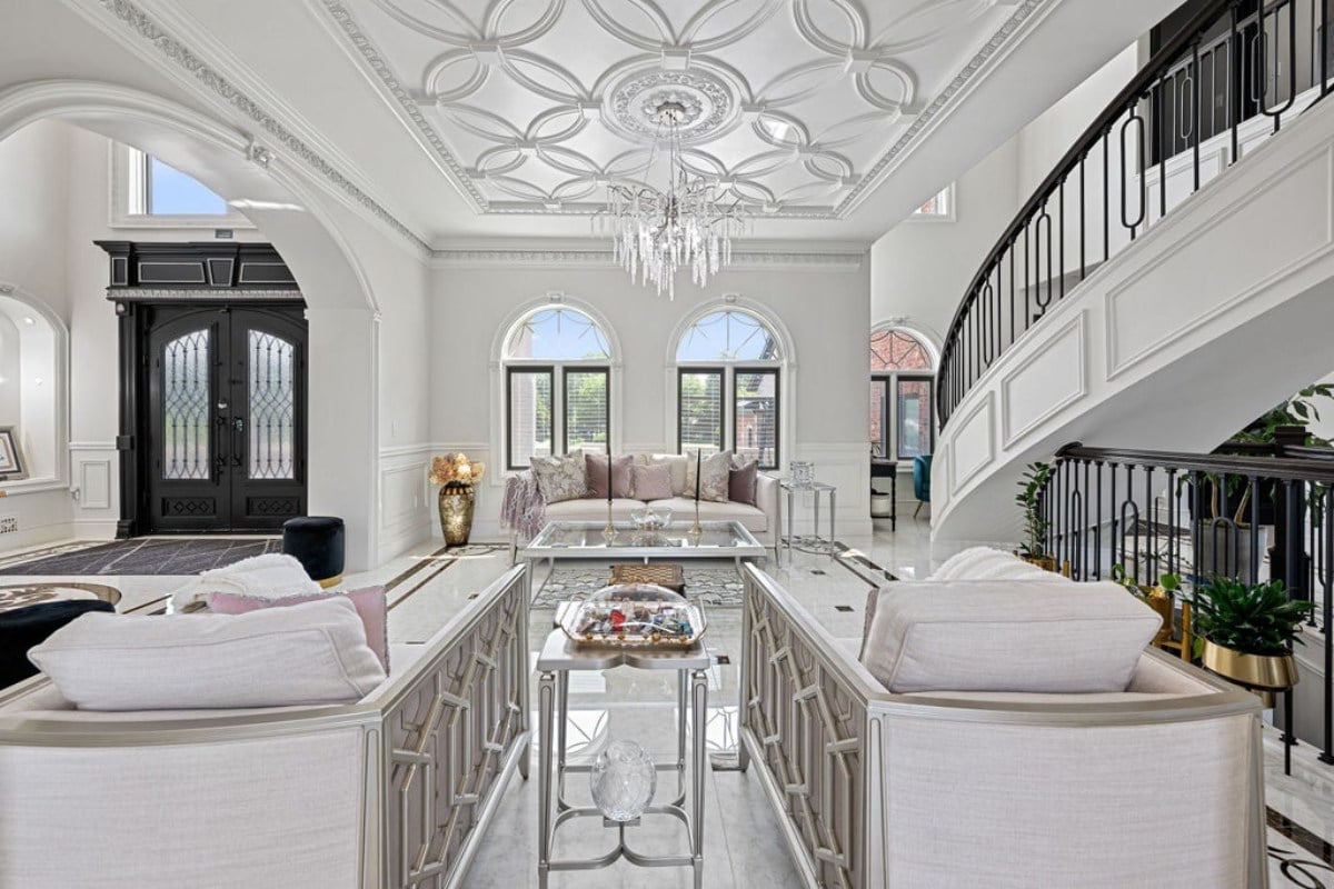 10,980 Sq. Ft. Mansion in Northville, MI ($3,999,000)