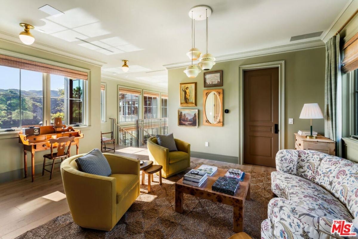 9,351 Sq. Ft. Mansion in Pacific Palisades, CA ($21,900,000)