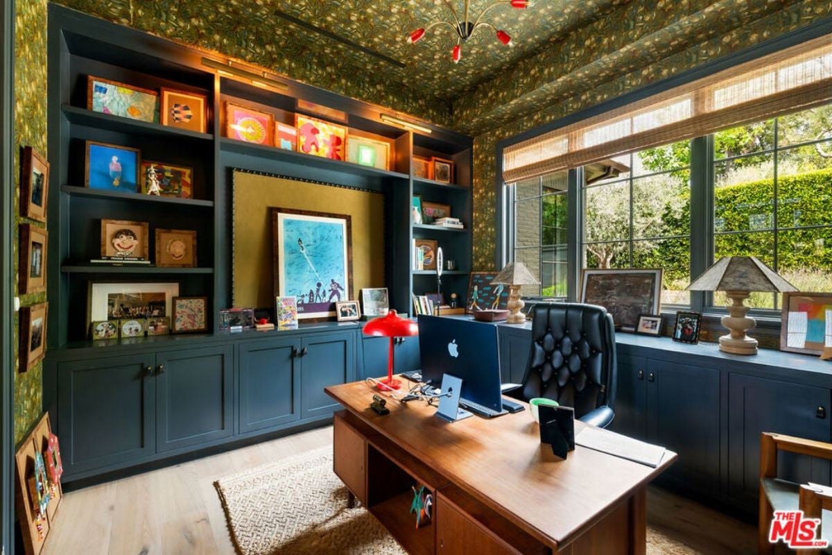 9,351 Sq. Ft. Mansion in Pacific Palisades, CA ($21,900,000)