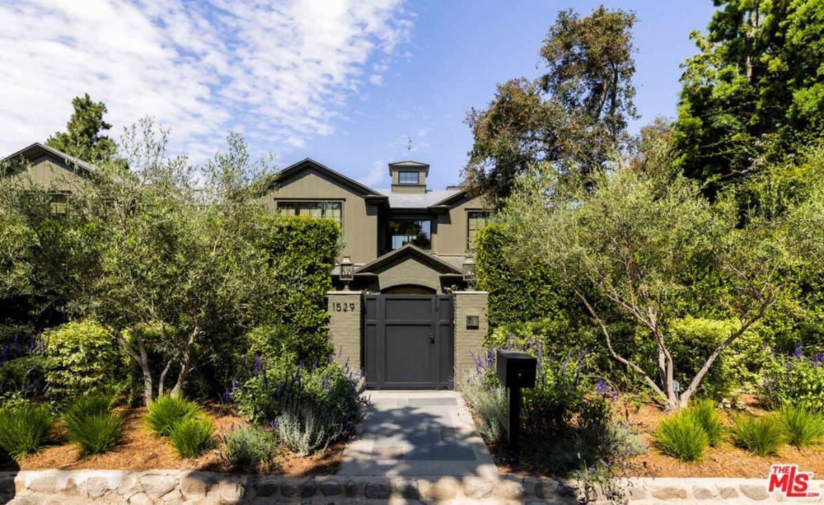 9,351 Sq. Ft. Mansion in Pacific Palisades, CA ($21,900,000)