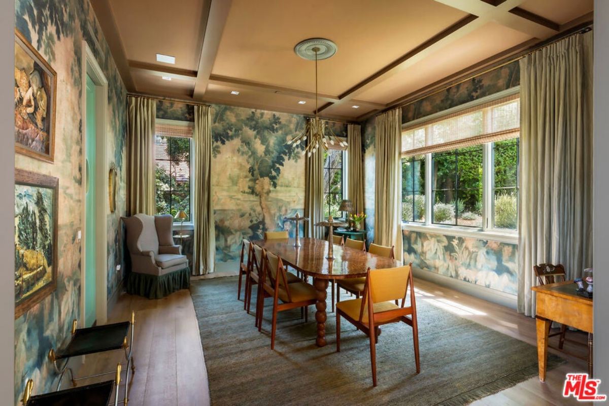9,351 Sq. Ft. Mansion in Pacific Palisades, CA ($21,900,000)