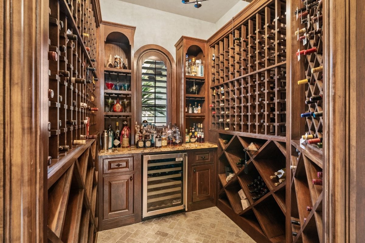 8,826 Sq. Ft. Mansion in The Woodlands, TX ($4,290,000)
