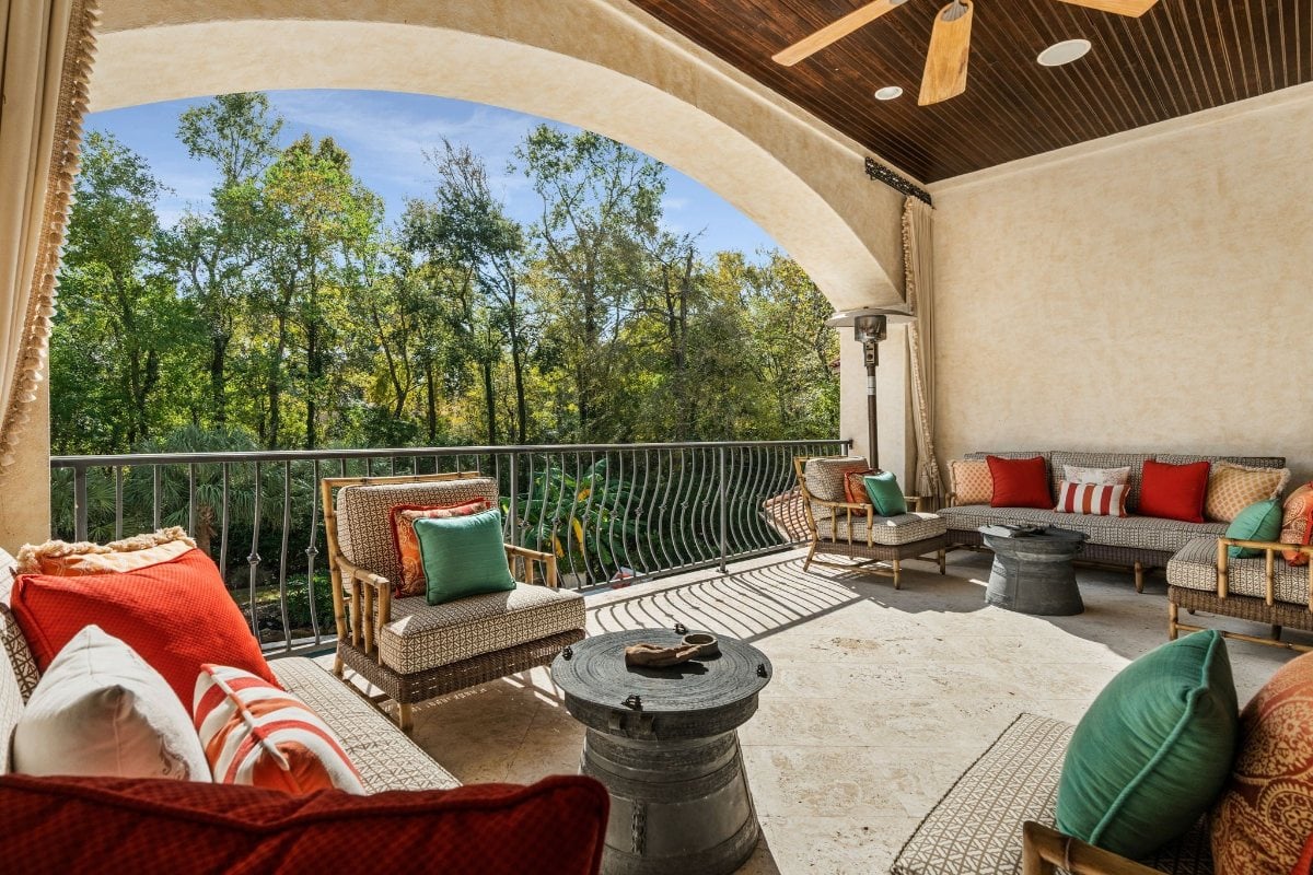 8,826 Sq. Ft. Mansion in The Woodlands, TX ($4,290,000)