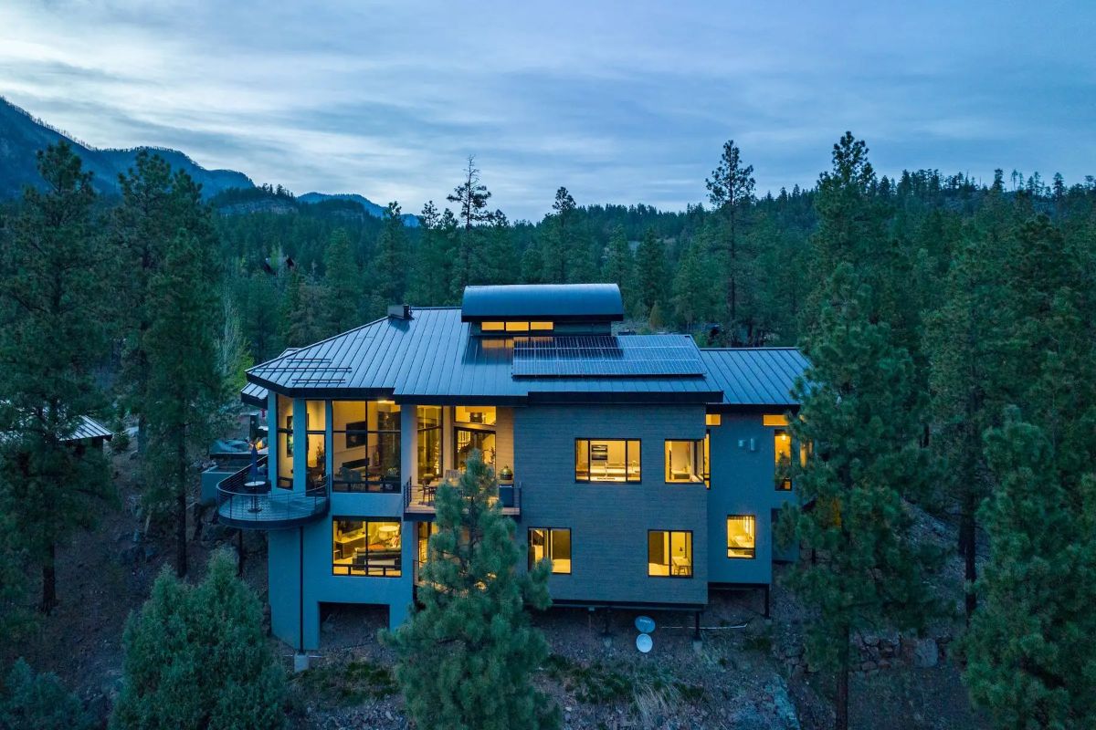 5,007 Sq. Ft. Mansion in Durango, CO ($5,999,000)
