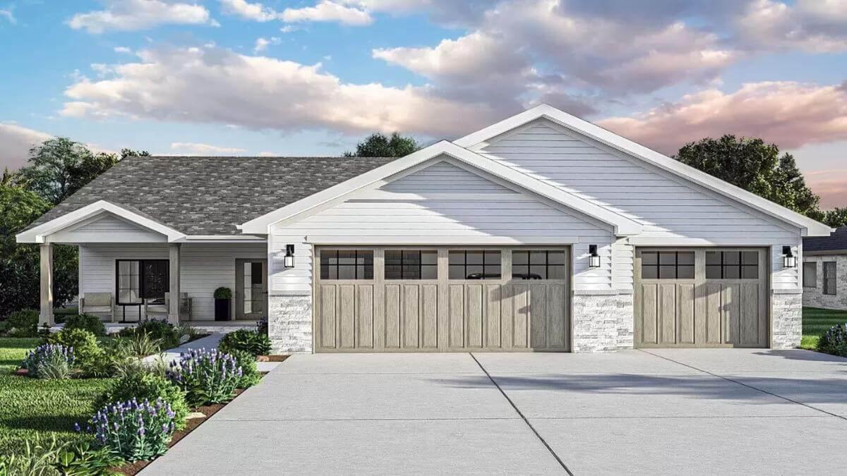 Craftsman Appeal with Modern Touches in this Charming Three-Car Garage Design