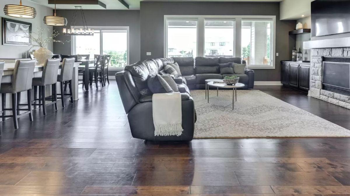 Spacious Living Area with Fireplace and Open Kitchen Vibes