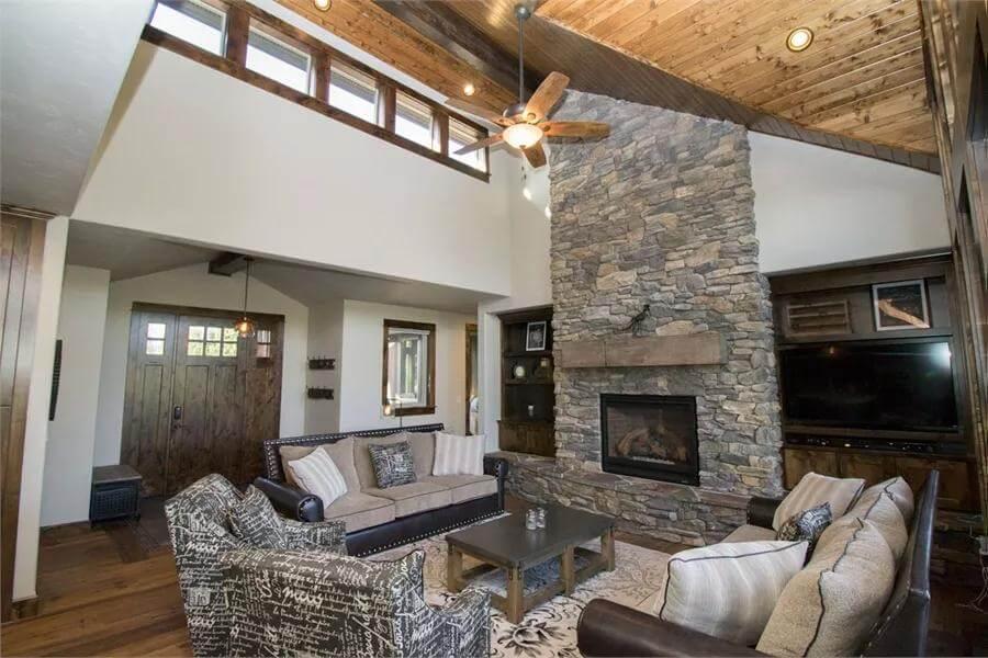 Wow, Check Out the Vaulted Ceilings in This Cozy Living Room