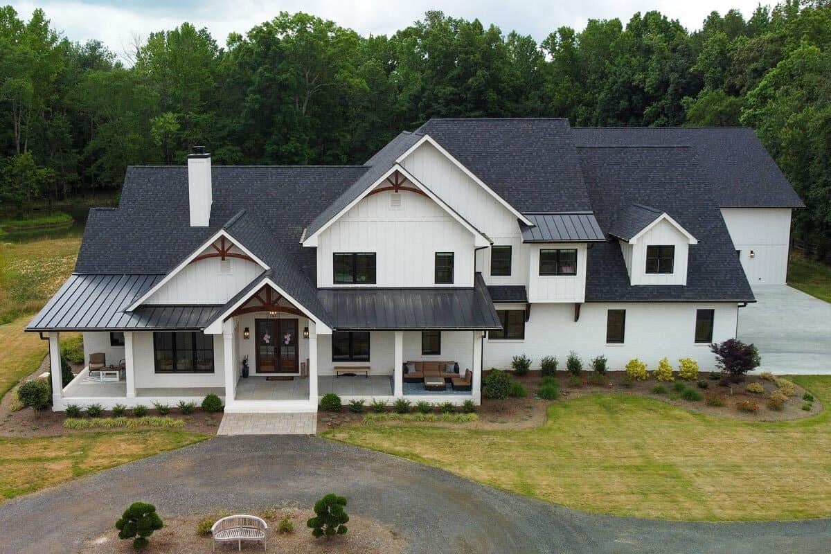 Wow, Look at the Contrast of Dark Roof and Bright Siding