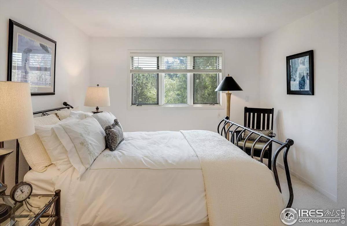 A Serene Bedroom Retreat with Light-Filled Windows