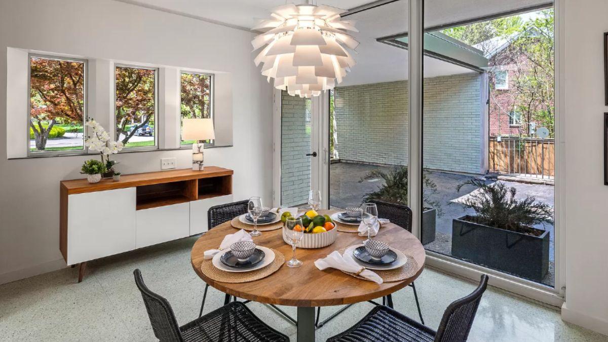 Check Out That Unique Pendant Light Over This Dining Nook