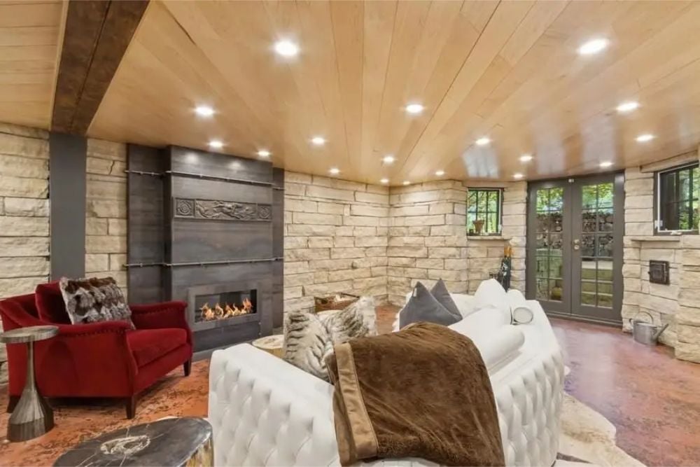 Lounge Area
