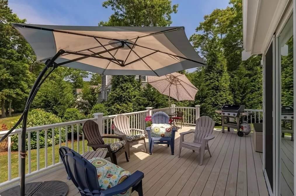Deck