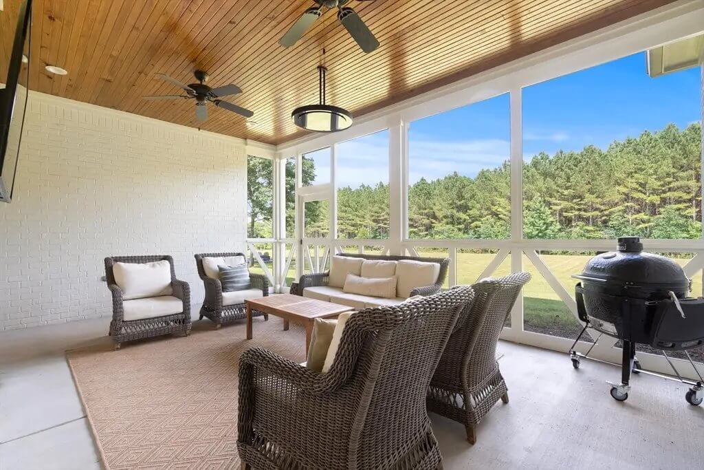 Screened Porch
