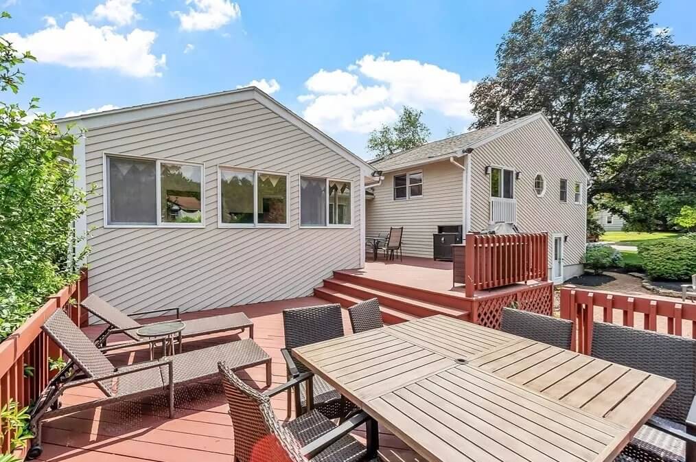 Deck