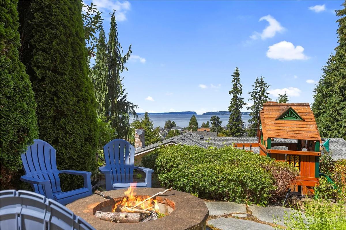 Unwind by the Fire with Stunning Coastal Views