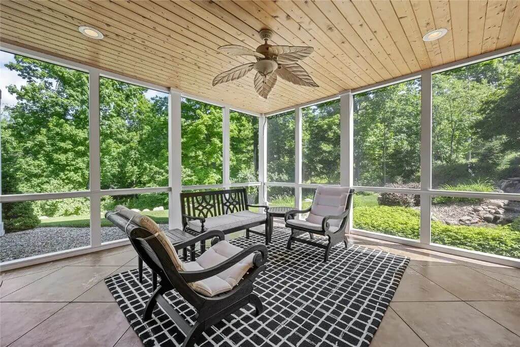 Screened Porch