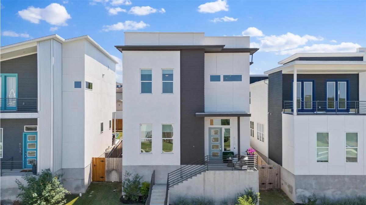 4-Bedroom Contemporary Urban Home with Roof Deck and 3-Car Rear-Entry Garage (2,780 Sq. Ft. Floor Plan)