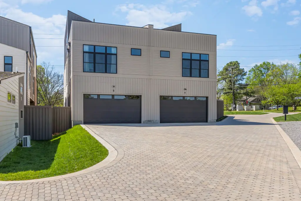 4-Bedroom Contemporary Townhouse Home with Bonus Room and Rooftop Deck (3,035 Sq. Ft. Floor Plan)