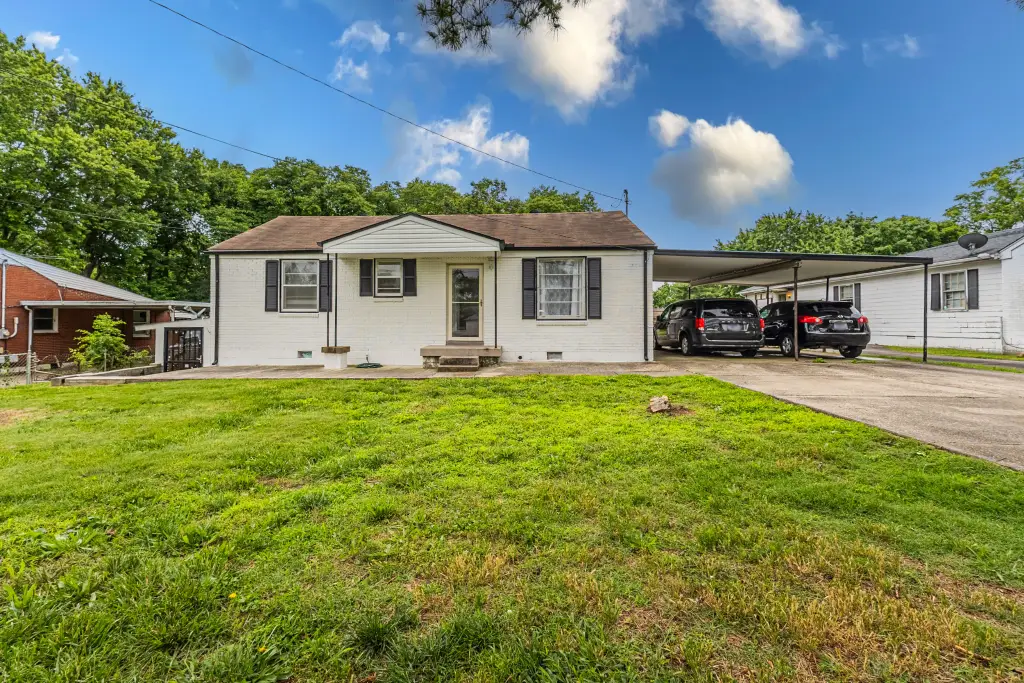 Traditional 5-Bedroom Ranch-Style Home with Bonus Room and Finished Basement (2,054 Sq. Ft. Floor Plan)