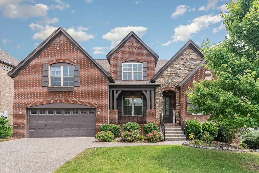 4-Bedroom Traditional-Style Home with Front Porch and Bonus Room (3,051 Sq. Ft. Floor Plan)