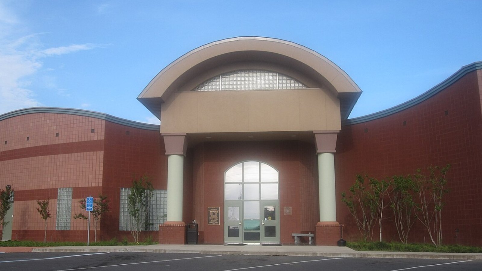 Benton LA Town Image
