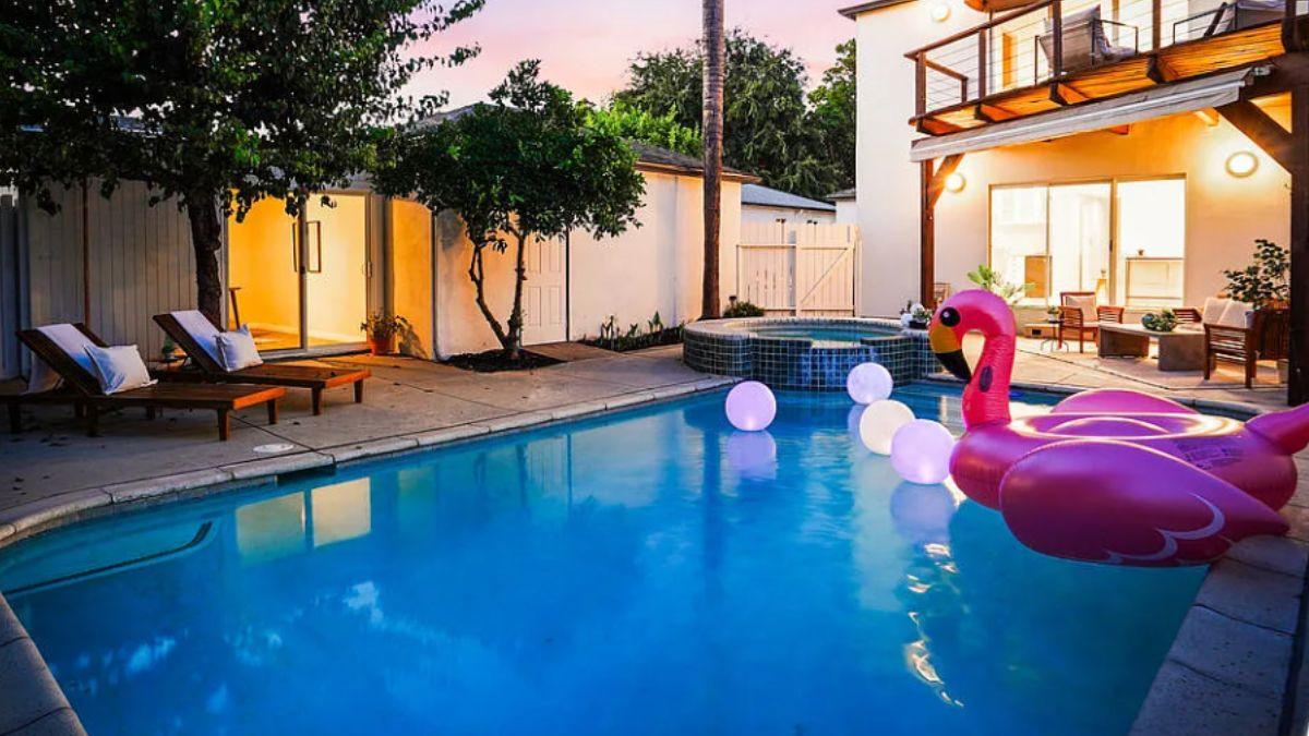 Chill by the Poolside with This Fun Flamingo Float